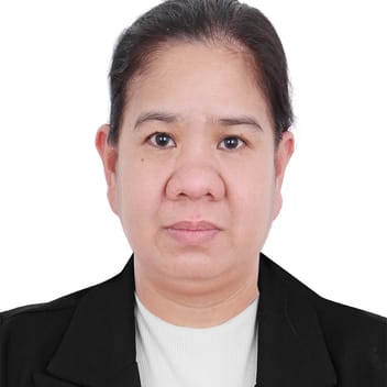 Wilhelen , Filipino maid, in Abu Dhabi