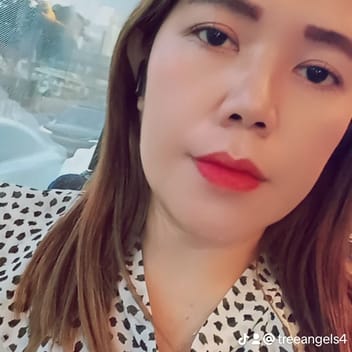 Jihan, Filipino nanny, in Dubai