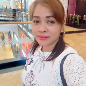 Susan , Filipino nanny, in Dubai