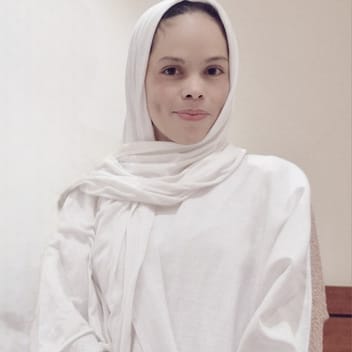 Armida , Filipino nanny, in Riyadh