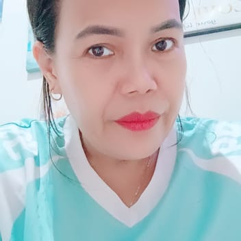 Jennifer, Filipino maid, in Dubai