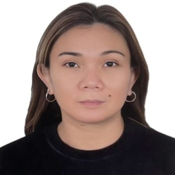 Margie , Filipino nanny, in Dubai