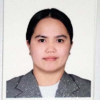Karen , Filipino nanny, in Abu Dhabi