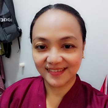 Angelita, Filipino maid, in Jeddah
