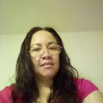Babeth, Filipino elder-care worker, in Saudi Arabia