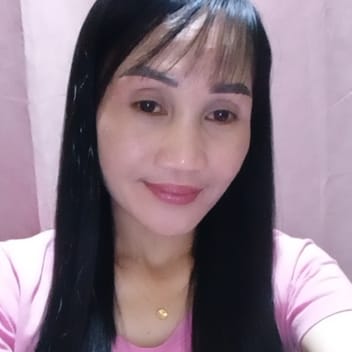 Ivory , Filipino maid, in Abu Dhabi
