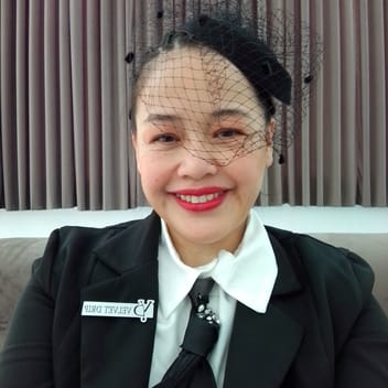 Fatima , Filipino elder-care worker, in Saudi Arabia