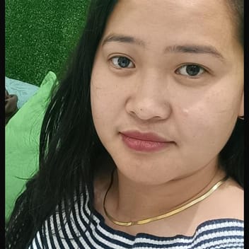 Rowena, Filipino maid, in Abu Dhabi
