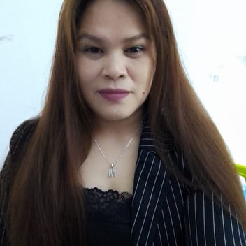Myla , Filipino maid, in Dubai