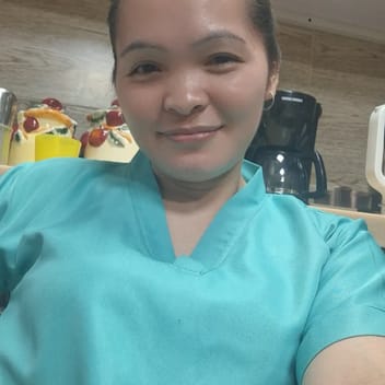 Lordiza , Filipino nanny, in Jeddah