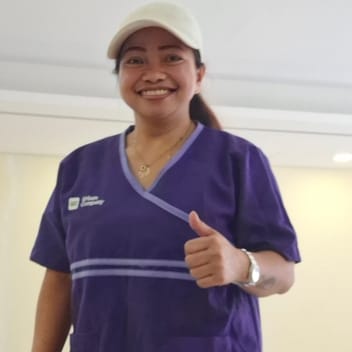 Michelle, Filipino nanny, in Dubai