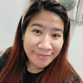 Remia , Filipino nanny, in Dubai
