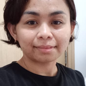 Helyn, Filipino maid, in Dubai