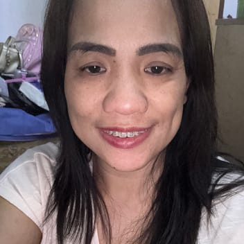 Armidalyn, Filipino elder-care worker, in Saudi Arabia