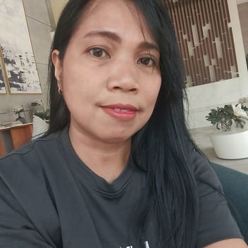 Margie, Filipino nanny, in Dubai