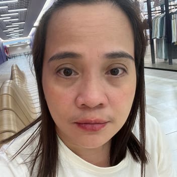 Josielyn , Filipino elder-care worker, in Saudi Arabia