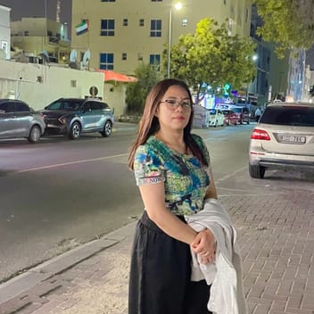 Elizabeth , Filipino nanny, in Dubai