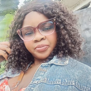 Cybelle, Cameroonian nanny, in Abu Dhabi