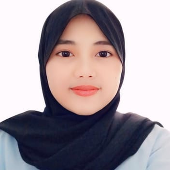 Leni, Indonesian nanny, in Dubai