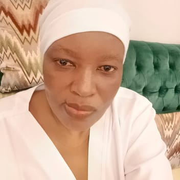 Zainab, Kenyan elder-care worker, in Riyadh