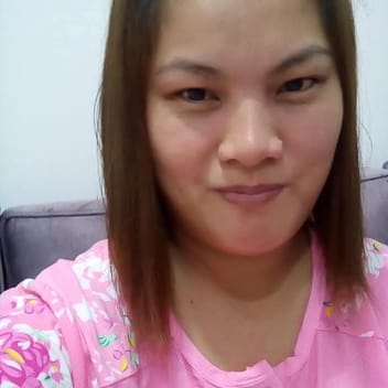 Maiza , Filipino nanny, in Dubai