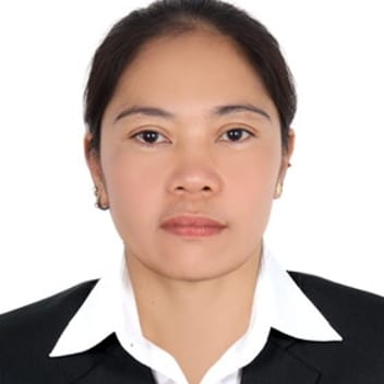 miriam , Filipino maid, in Dubai