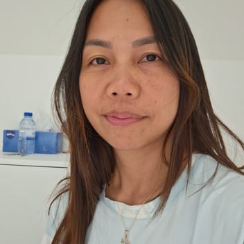JOCELYN , Filipino nanny, in Dubai