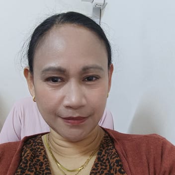 Myra, Filipino nanny, in Qatar