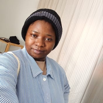 Eva , Ugandan maid, in Riyadh