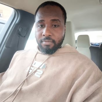 Rafiwu, Saudi driver, in Riyadh
