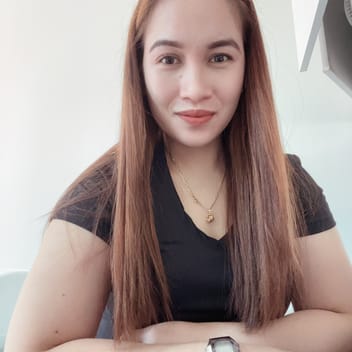 Shiela, Filipino maid, in Dubai