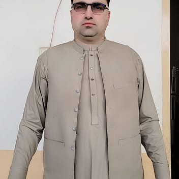 Sajid, Pakistani driver, in Riyadh