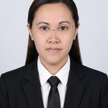 Febbie, Filipino nanny, in Abu Dhabi