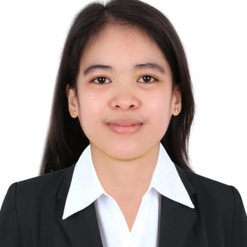 Salve , Filipino nanny, in Dubai