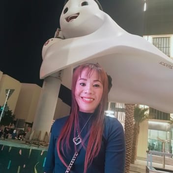 Emily, Filipino maid, in Qatar