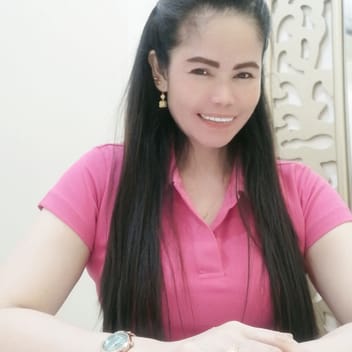 Melania , Filipino maid, in Jeddah