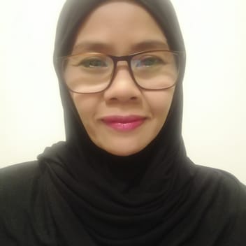 Ria , Indonesian nanny, in Jeddah
