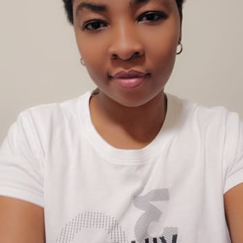 PENNINAH, Kenyan nanny, in Dubai