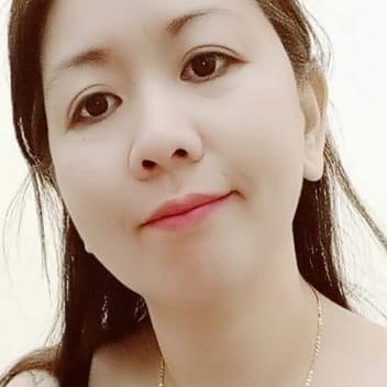 Iryne, Filipino maid, in Dubai