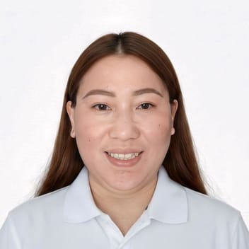 Rosalina, Filipino nanny, in Dubai
