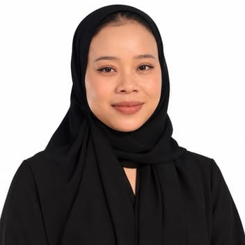 Liha, Indonesian nanny, in Riyadh