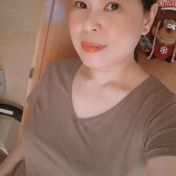 Elsie, Filipino maid, in Dubai