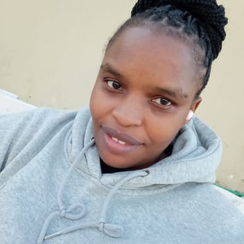 Winnie , Kenyan nanny, in Qatar