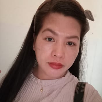 Charie, Filipino nanny, in Dubai