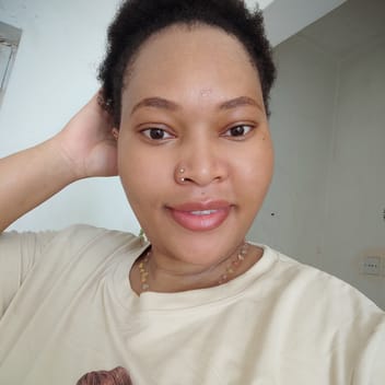 Valerie , Kenyan nanny, in Riyadh