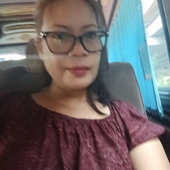 Geraldine, Filipino nanny, in Qatar