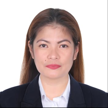 Arlyn, Filipino elder-care worker, in Dubai