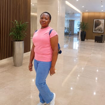 winnie, Kenyan nanny, in Qatar