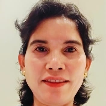 Evelyn, Filipino elder-care worker, in Jeddah
