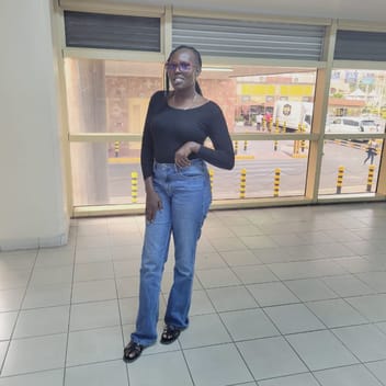 Faith , Kenyan nanny, in Qatar